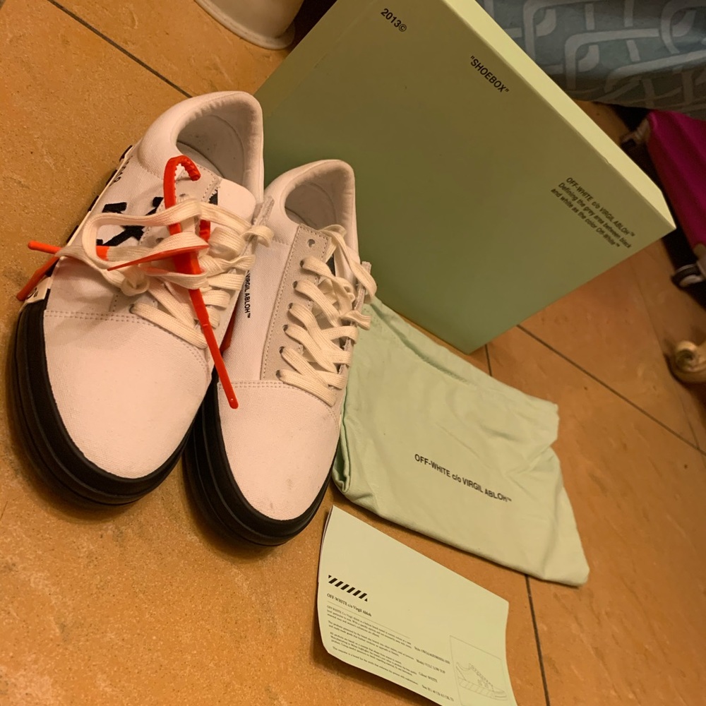 Off White Sneakers